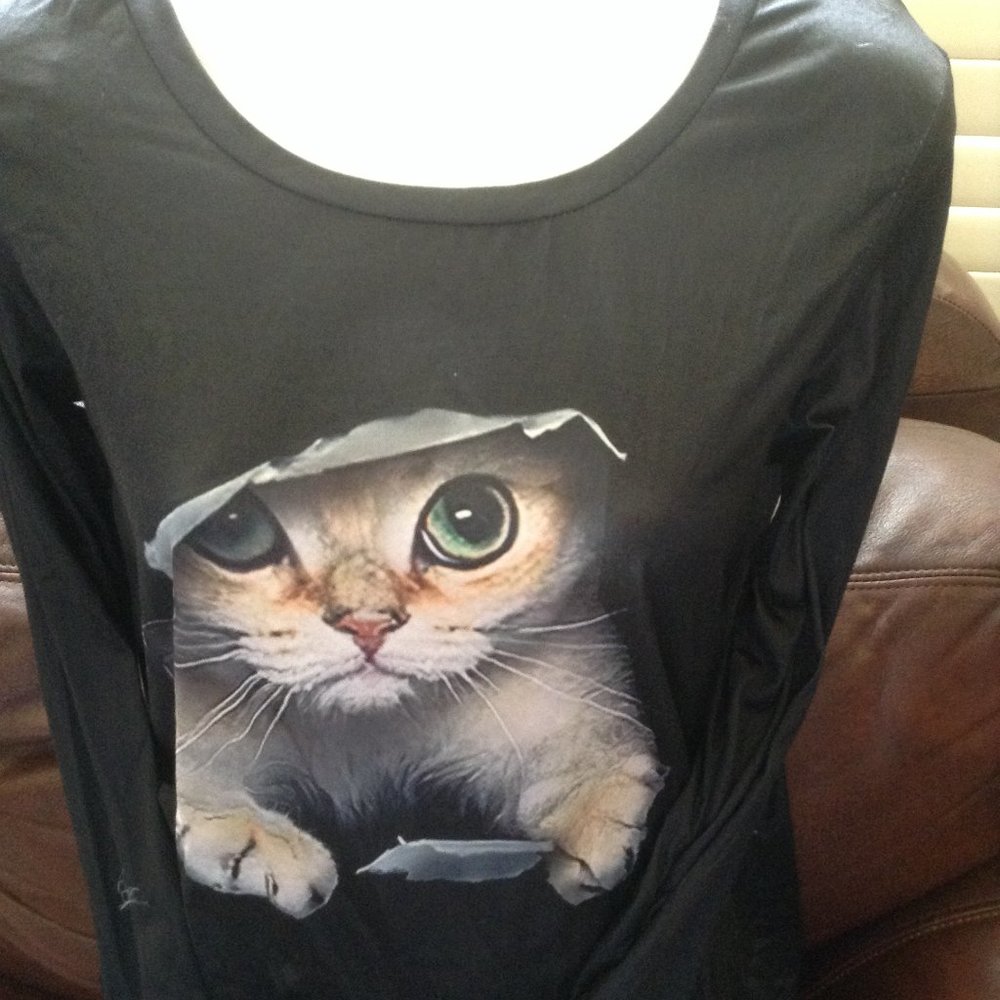 2 for 5️⃣💲S/P Cute black kitty shirt long sleeves